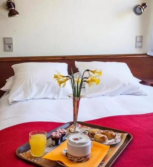 スタンダードトリプルルーム, Hôtel Beauséjour