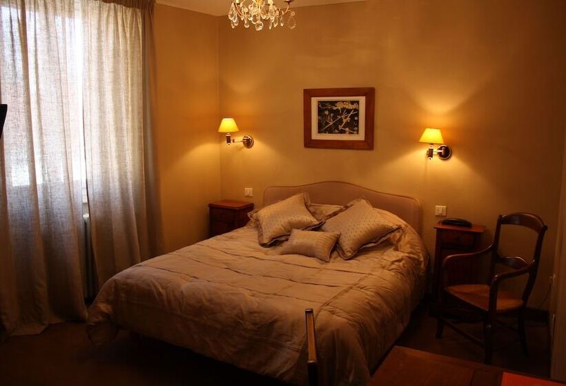 Номер Стандарт, Hôtel Eychenne