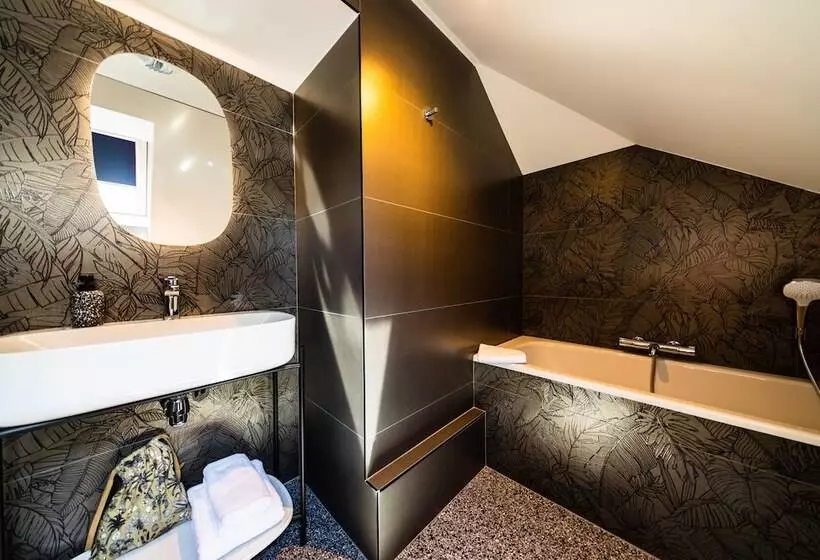 اتاق استاندارد سه نفره, Hôtel Paulette Rouen Centre Cathédrale