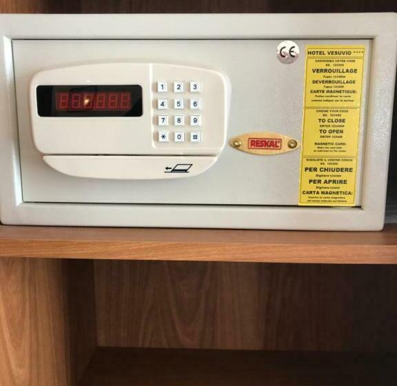 חדר סטנדרט עם מרפסת, Vesuvio