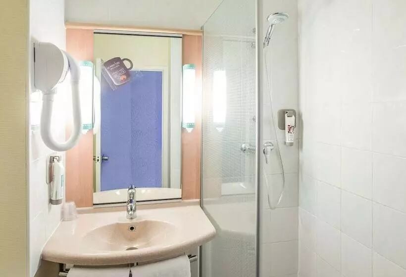 ダブルベッドスタンダードルーム, Ibis Saintbrieuc Yffiniac