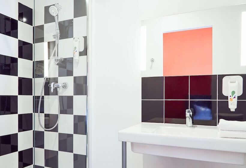 Номер Стандарт, Ibis Styles Marseille Vieuxport