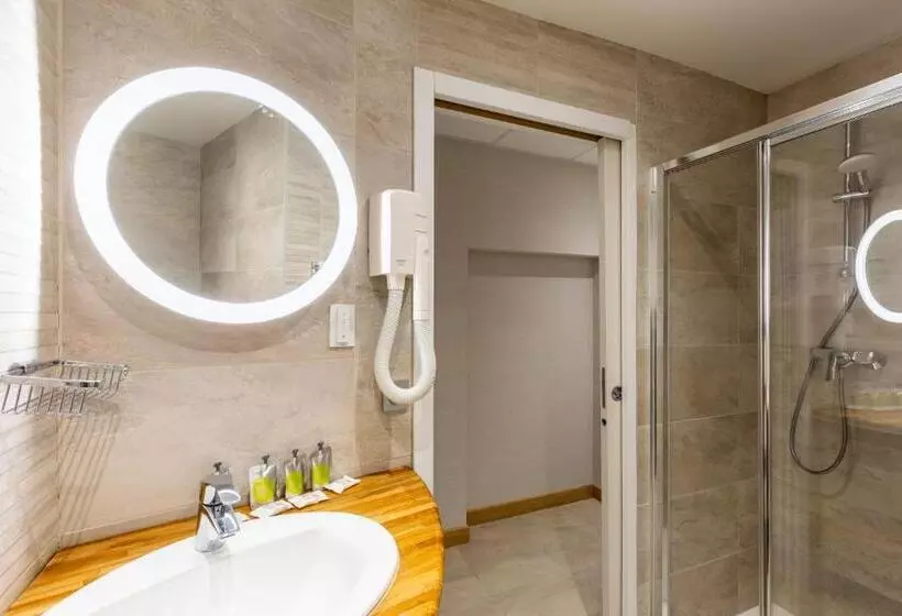 スタンダード４人部屋, Kyriad Saint Malo Centre Plage