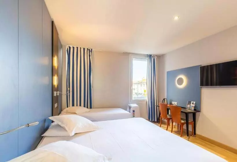 スタンダード４人部屋, Kyriad Saint Malo Centre Plage