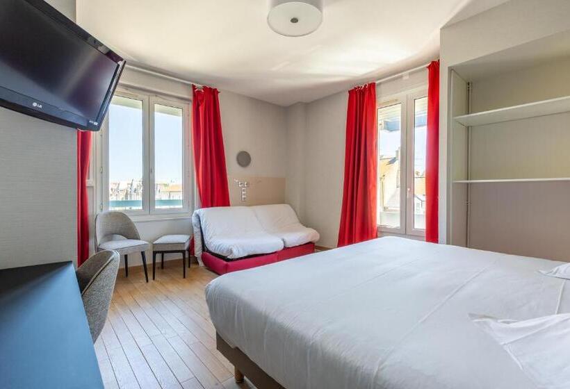 Pokój Czteroosobowy Standard, Kyriad Saint Malo Centre Plage