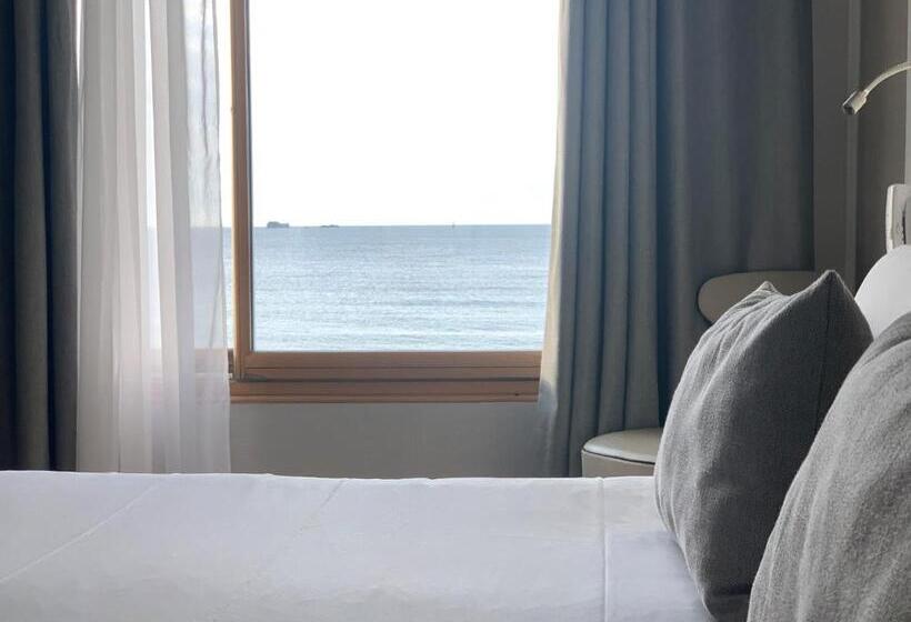 Apartament 1 Sypialnia Widok Morze, Kyriad Saint Malo Centre Plage