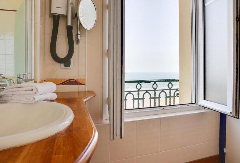 Номер Superior Вид на Море, Kyriad Saint Malo Centre Plage