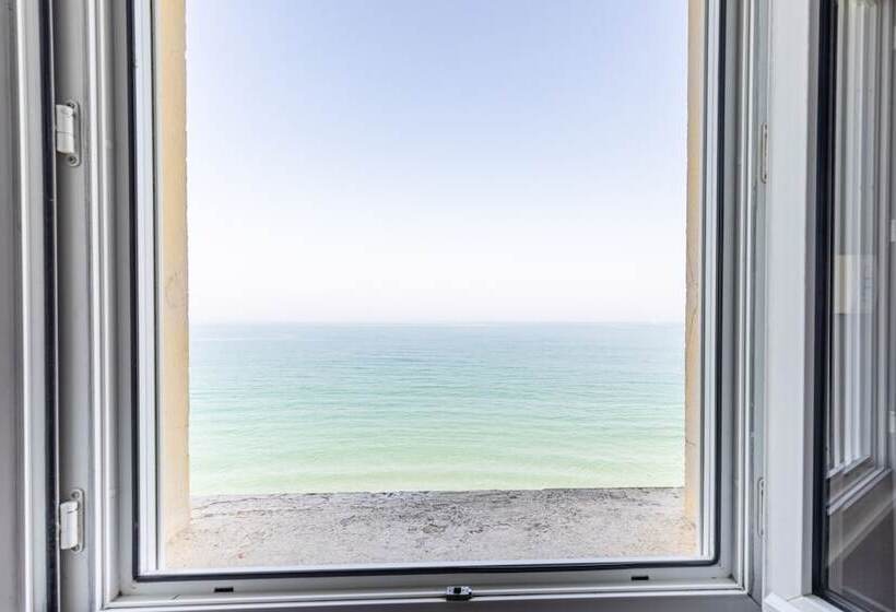 غرفة سوبيريور مطلّة علي البحر, Kyriad Saint Malo Centre Plage