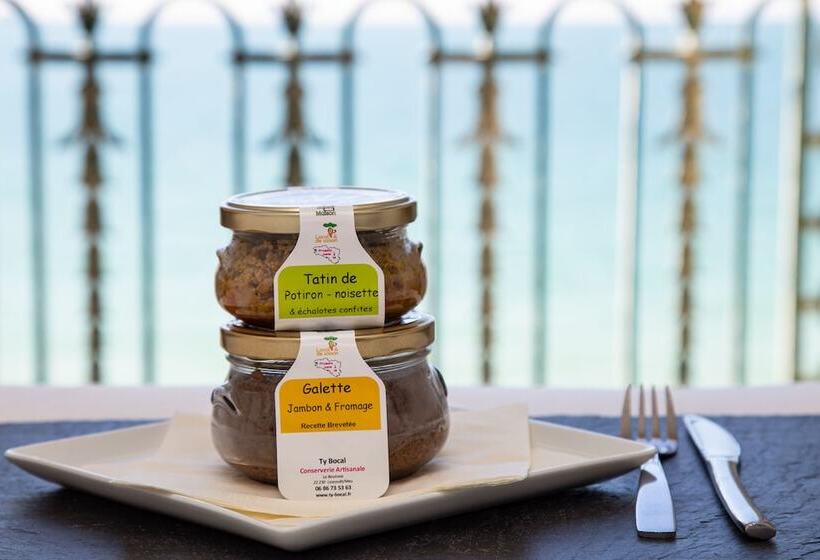 غرفة سوبيريور مطلّة علي البحر, Kyriad Saint Malo Centre Plage