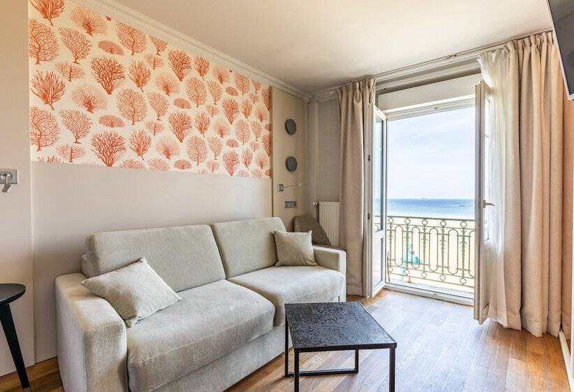 غرفة قياسية رباعية مطلة على البحر, Kyriad Saint Malo Centre Plage