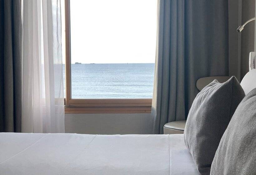 Апартаменты 1 Спальня Вид на Море, Kyriad Saint Malo Centre Plage