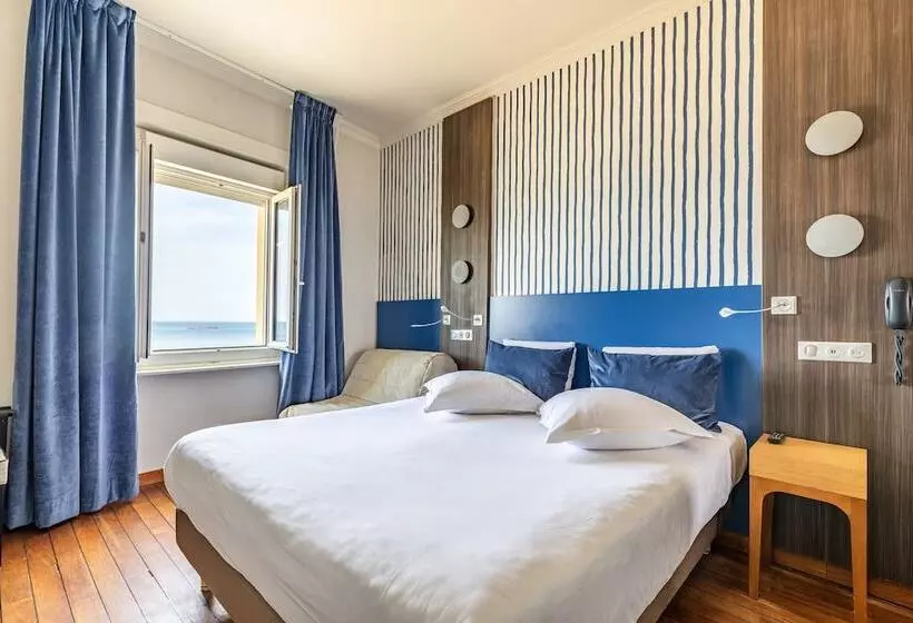 オーシャンビュースーペリアールーム, Kyriad Saint Malo Centre Plage