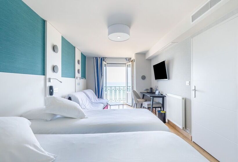 غرفة قياسية رباعية مطلة على البحر, Kyriad Saint Malo Centre Plage