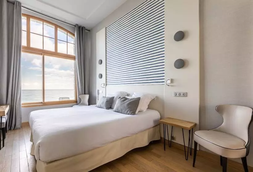 海の見える１ベッドルームアパートメント, Kyriad Saint Malo Centre Plage