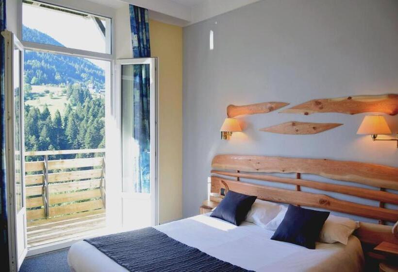 标准间, Le Beau Site