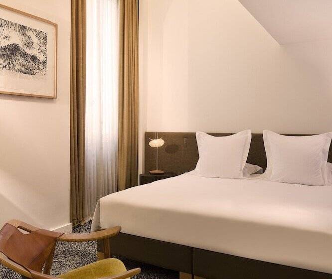 اتاق لوکس, Marignan Champs Elysees