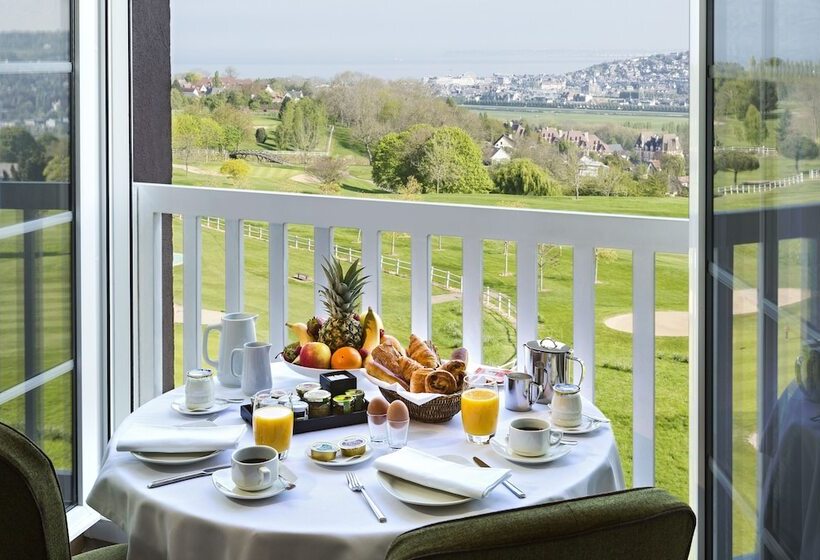 带海景的行政房, Hôtel Barrière L Hôtel Du Golf