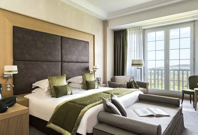 带海景的行政房, Hôtel Barrière L Hôtel Du Golf