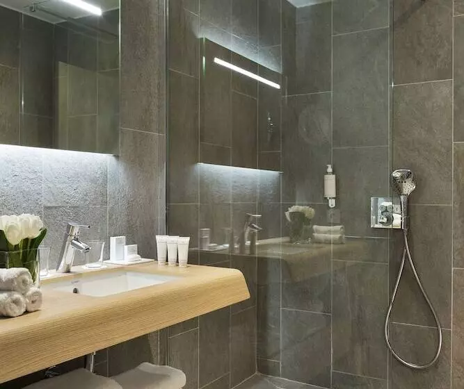 سوییت جونیور, Hôtel Barrière L Hôtel Du Golf