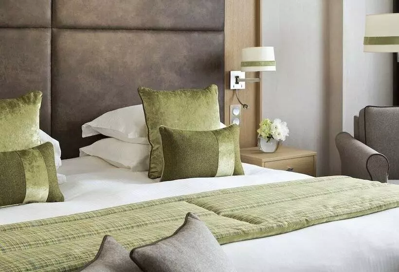 سوئیت جونیور با تراس, Hôtel Barrière L Hôtel Du Golf