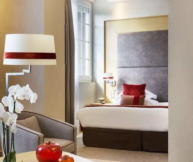 سوییت لوکس, Hôtel Barrière L Hôtel Du Golf