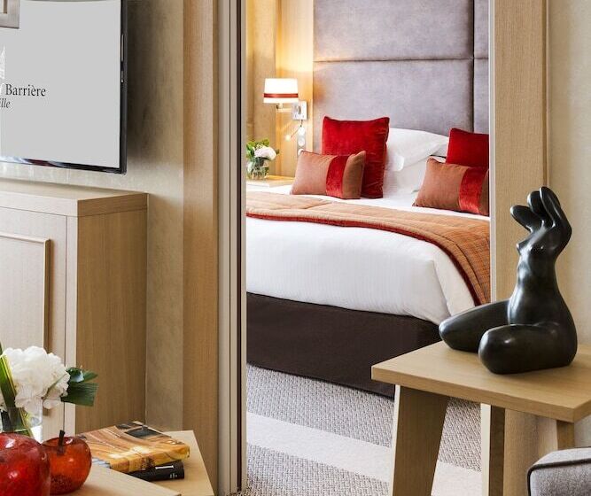豪华套房, Hôtel Barrière L Hôtel Du Golf