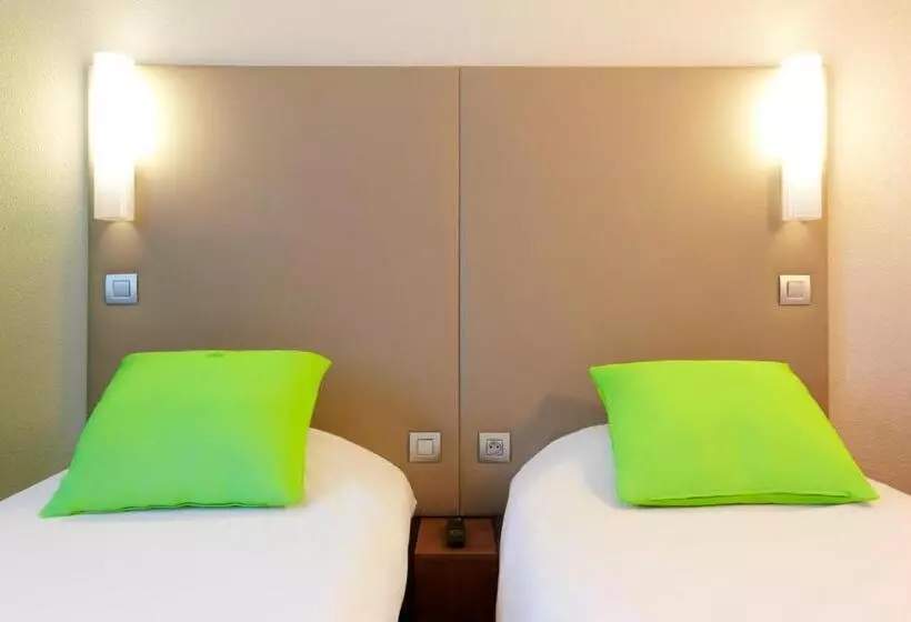スーペリアトリプルルーム, Campanile Paris Est  Bobigny