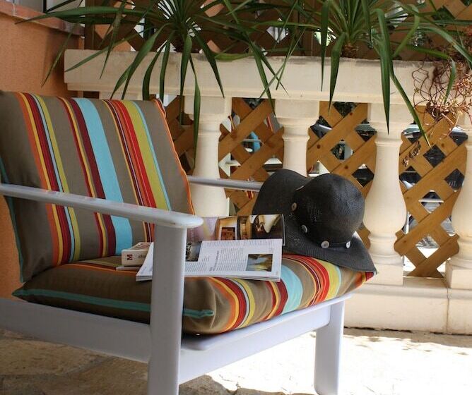 Номер Комфорт Вид на Бассейн, Chambre D'hôtes La Potinière