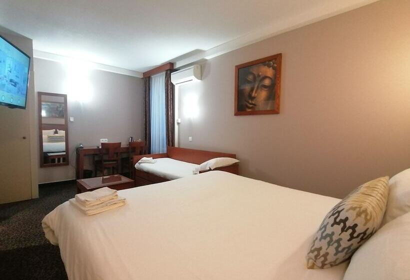 اتاق استاندارد سه نفره, Logis Hôtel De L Europe