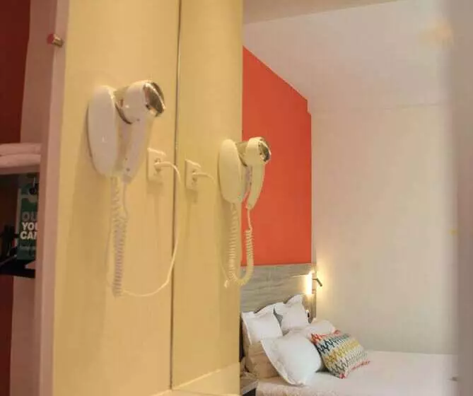 スタンダードルーム, Logis Hôtel De L Europe