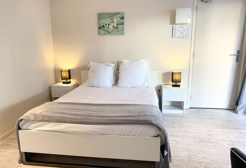 Семейный Номер, Des Quatre Saisons