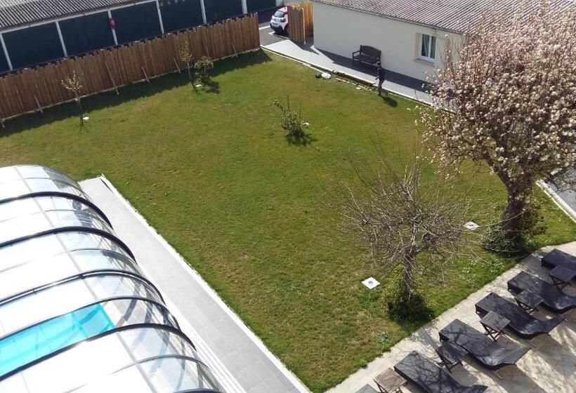 스탠다드 룸 가든 전망, Des Thermes Et Du Casino