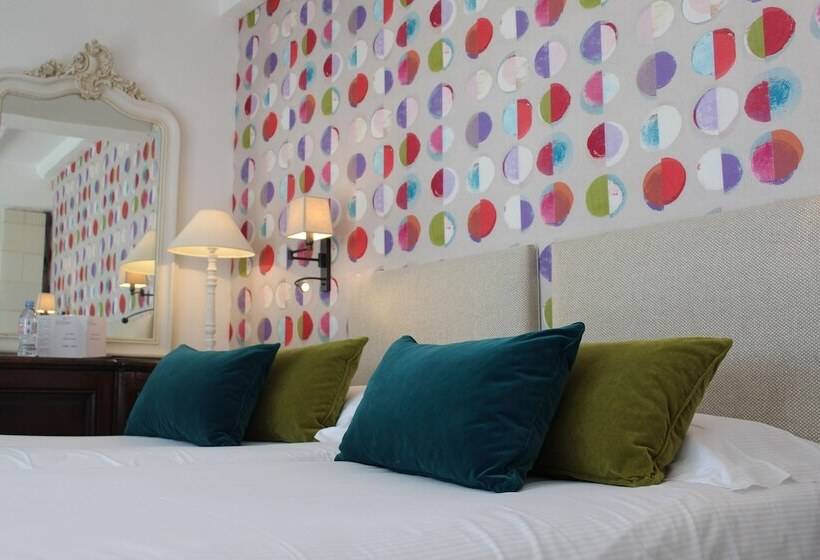 尊贵房, Domaine De La Tortiniere