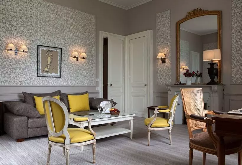 スイート（家族用）, Domaine De La Tortiniere