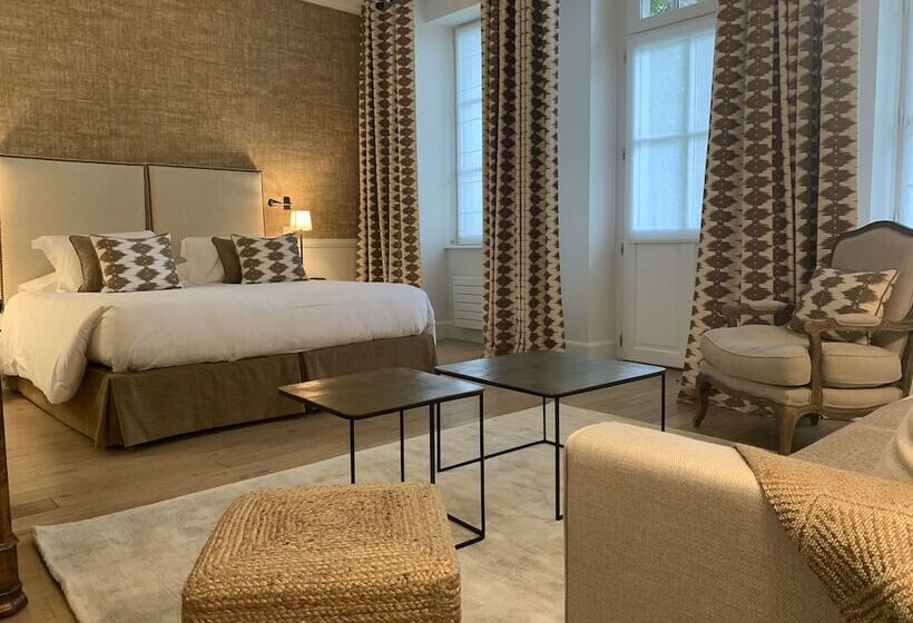 标准三人间, Domaine De La Tortiniere