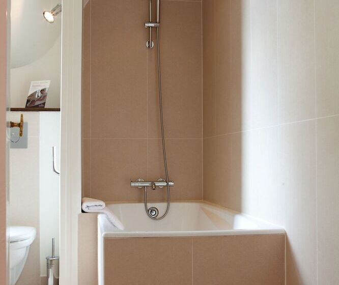 套房, Domaine De La Tortiniere