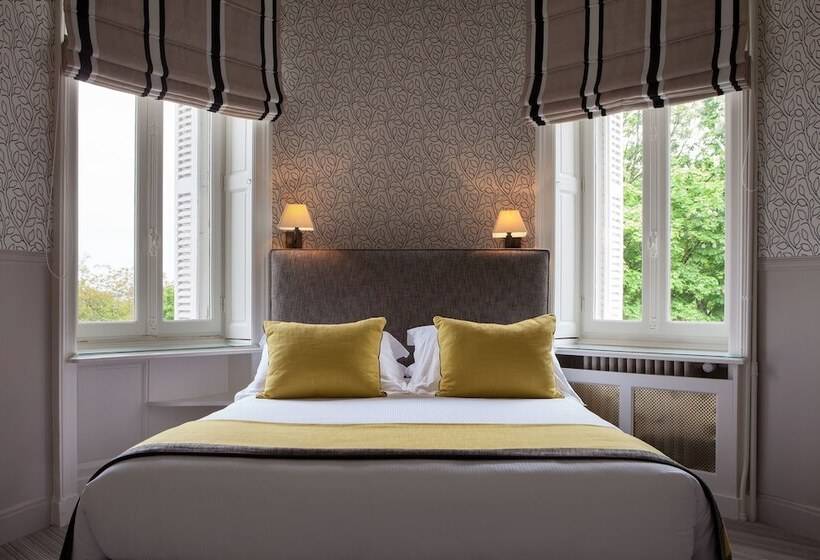 家庭套房, Domaine De La Tortiniere