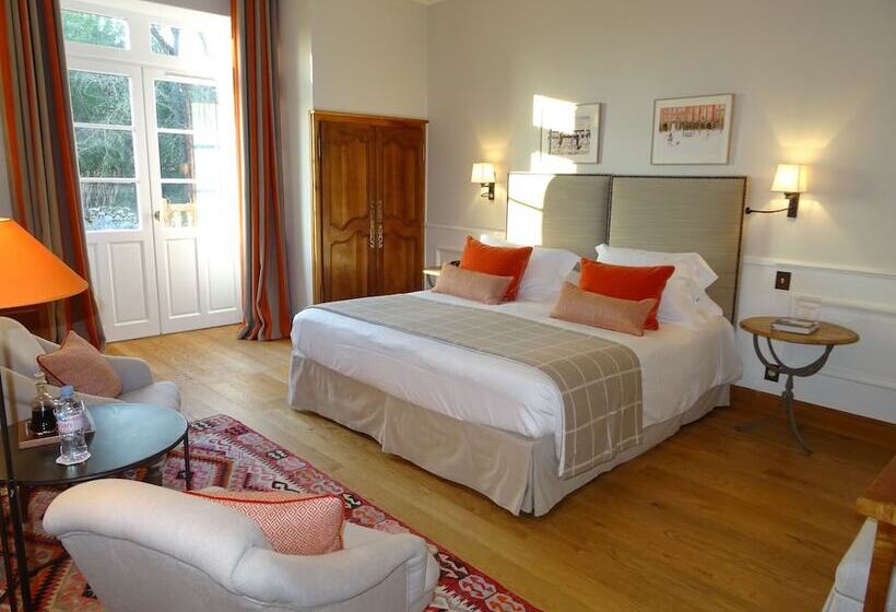 标准三人间, Domaine De La Tortiniere