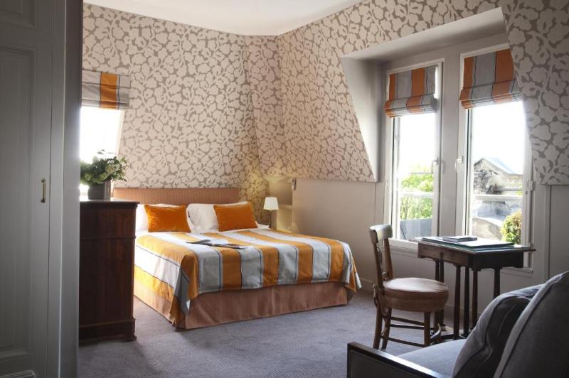 标准间, Domaine De La Tortiniere