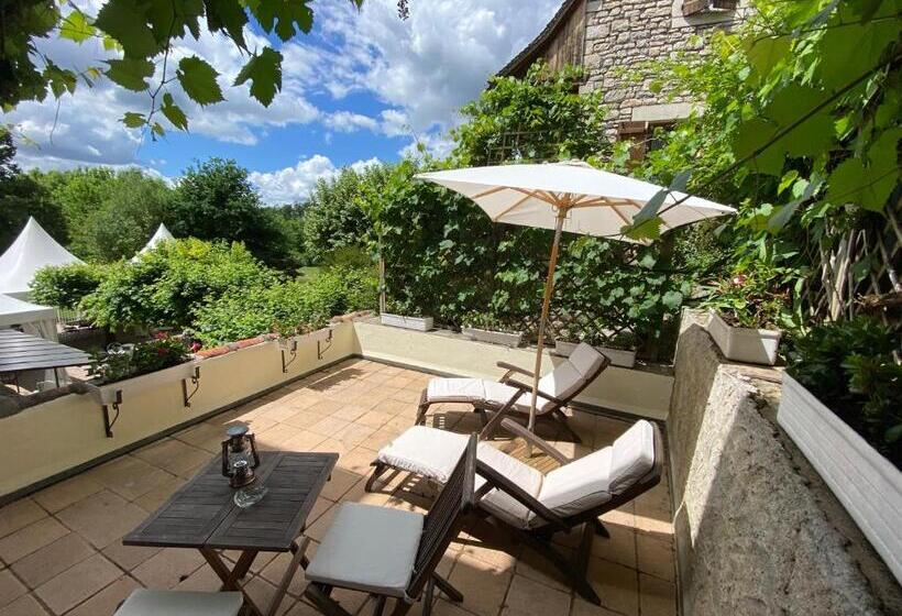 Номер Стандарт с Террасой, Logis Hôtels   Hôtel Restaurant Domaine Les Falaises