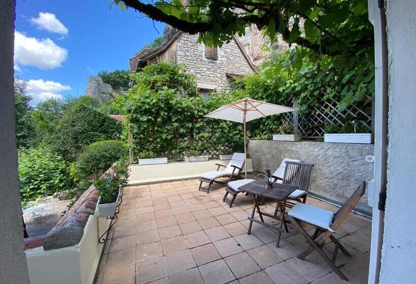 Номер Стандарт с Террасой, Logis Hôtels   Hôtel Restaurant Domaine Les Falaises