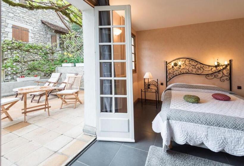 Номер Стандарт с Террасой, Logis Hôtels   Hôtel Restaurant Domaine Les Falaises