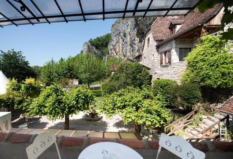 Номер Стандарт с Балконом, Logis Hôtels   Hôtel Restaurant Domaine Les Falaises