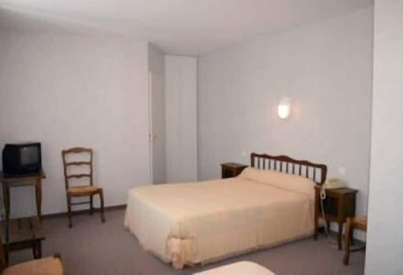 غرفة قياسية رباعية, Du Marche