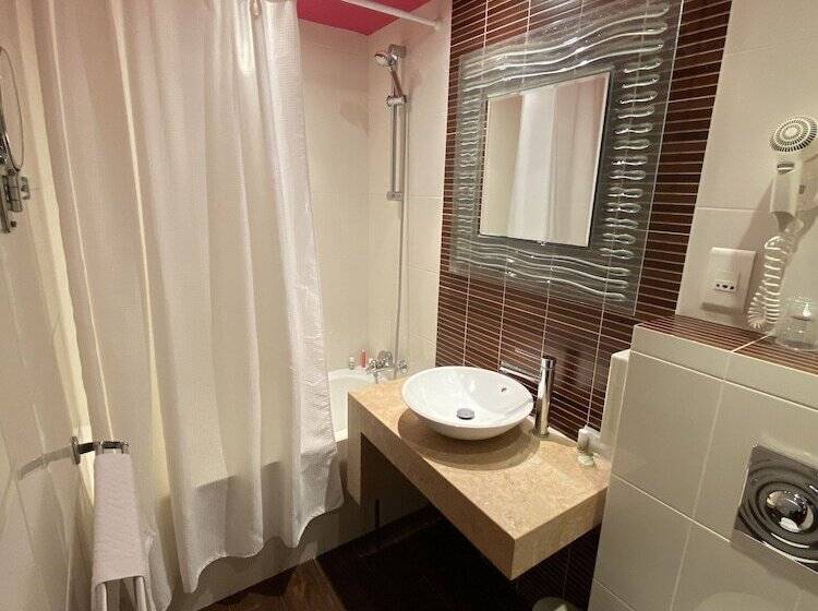 クラシックルーム, Du Vieux Saule