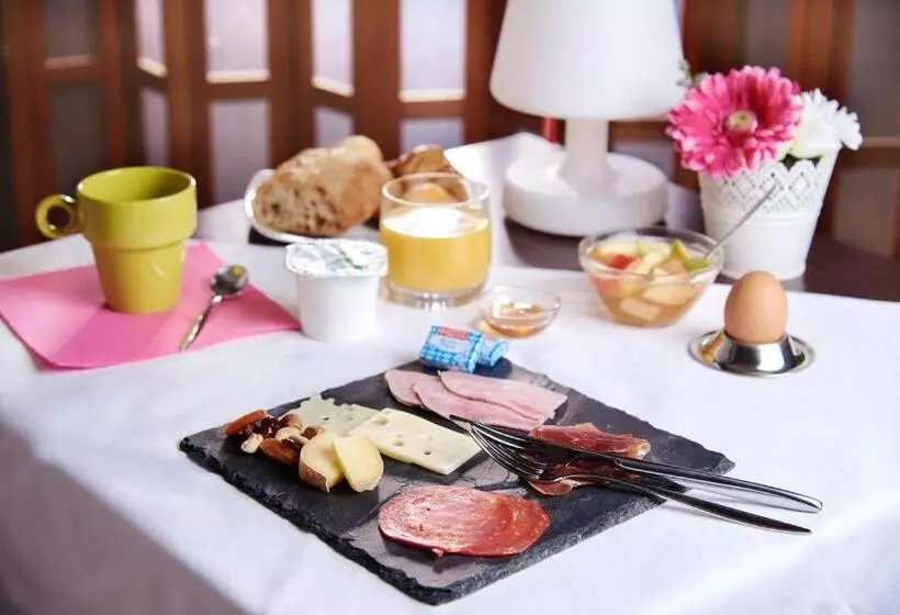 スタンダードルーム, Logis Hotels Grand Hotel D Orléans