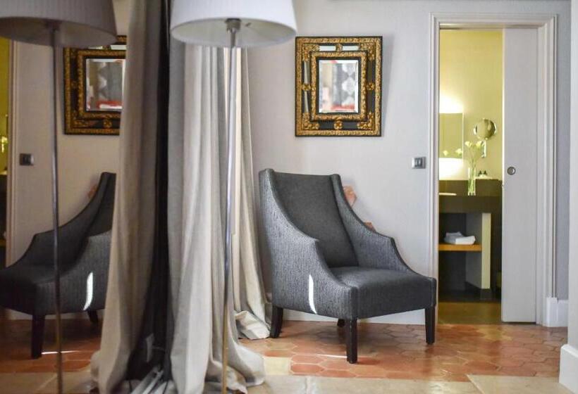 Номер Superior, Grand Hôtel Du Lion D Or