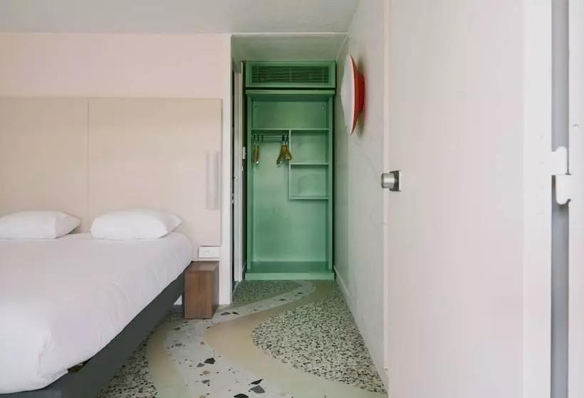 Standard-huone Parivuode, Greet Hotel Versailles   Voisins Le Bretonneux
