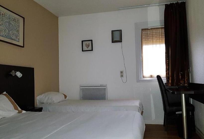 Номер Стандарт Трехместный, Hôtel D Alsace