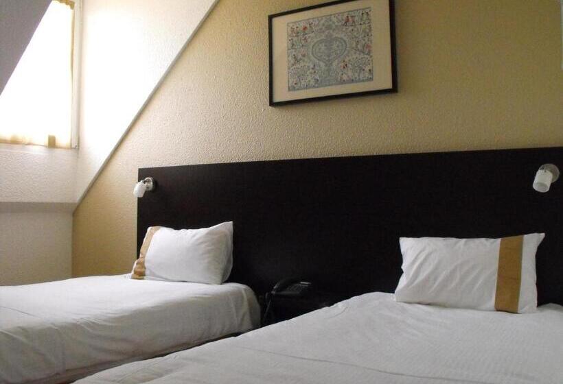 4인용 스탠다드 룸, Hôtel D Alsace